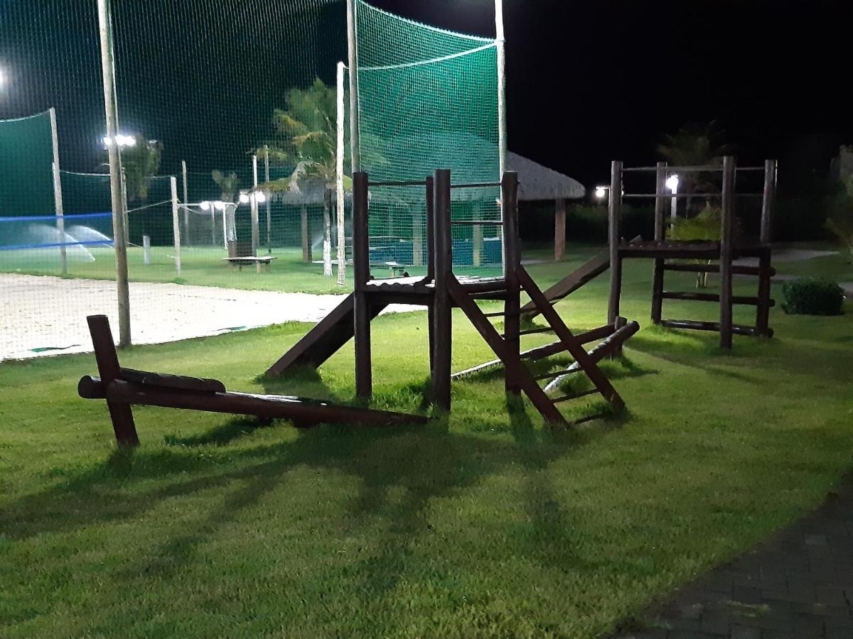 Beach Living - Porto Das Dunas - Ap Terreo 300M Beach Park Pe Na Areia Aquiraz Eksteriør billede